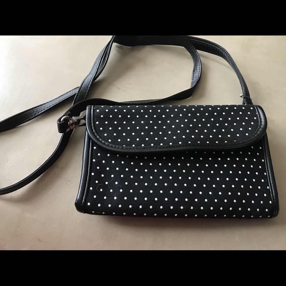 Thirty-One Zippered Crossbody Fits IPhone